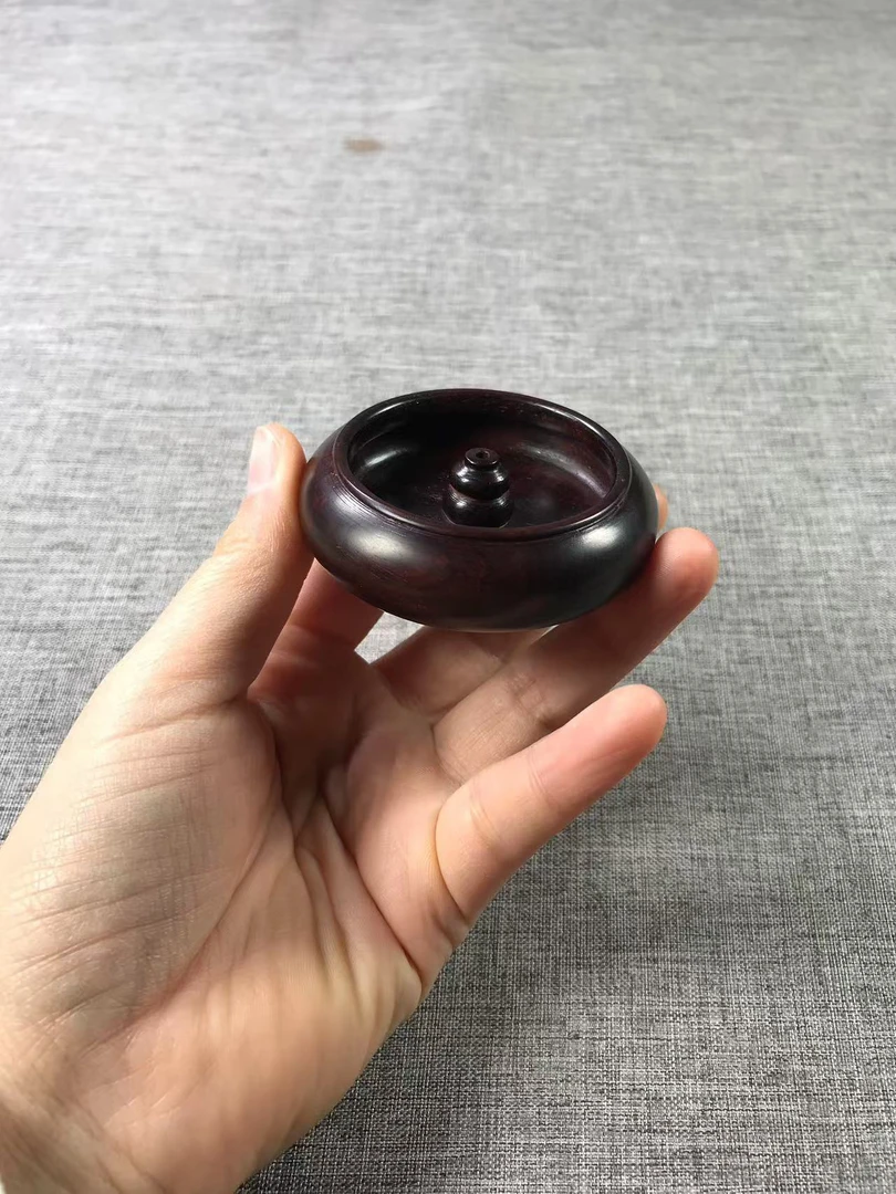 印度小叶紫檀香插直径6.3高2公分，40克