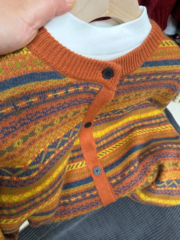 丫丫家 好品质南瓜橘复古提花针织开衫百搭外套