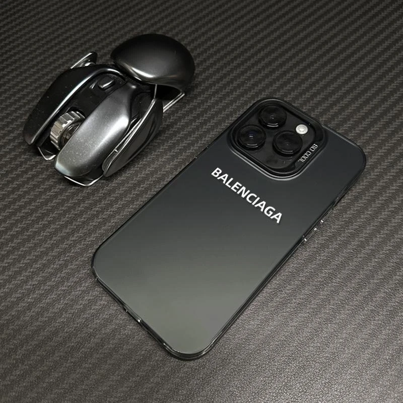 潮牌巴黎苹果15手机壳iphone14promax大孔13软边12元气壳11/xs/xr