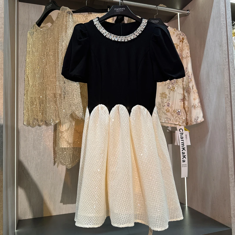 CharmKaKa【公主赴宴】61618水钻领花瓣拼接亮片连衣裙