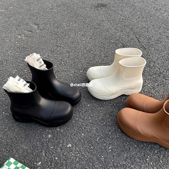 【Sheii苏茵茵】时髦小甜心~糖果色果冻大头轻便女雨靴E23Y001A