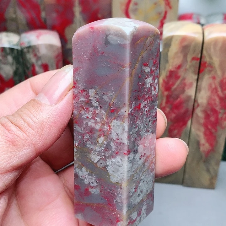 昌化鸡血石昌化鸡血石