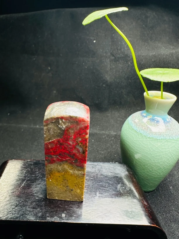 昌化鸡血石印章，血色艳丽