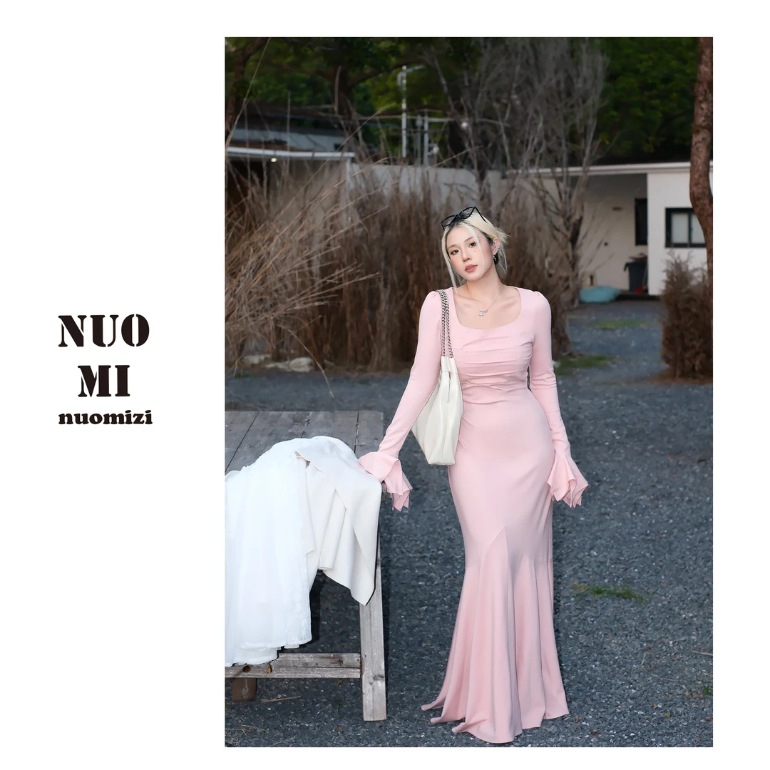 ZOZ糯米子 [步步生莲]法式优雅方领长袖收腰显瘦长袖新款连衣长裙