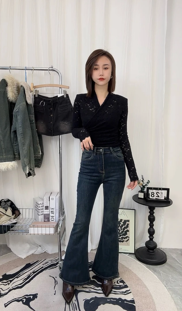 复古深蓝加绒加厚微喇牛仔裤女秋季高腰修身显瘦弹力喇叭拖地长裤