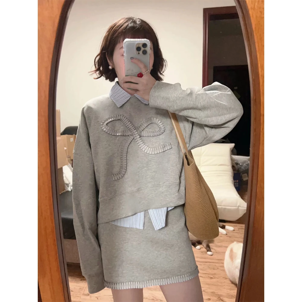 设计感叠穿短款长袖卫衣条纹衬衫花边半身裙女早秋新款时尚两件套
