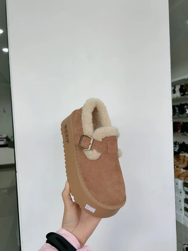 加绒毛毛鞋女冬季新款百搭厚底潮流休闲棉鞋