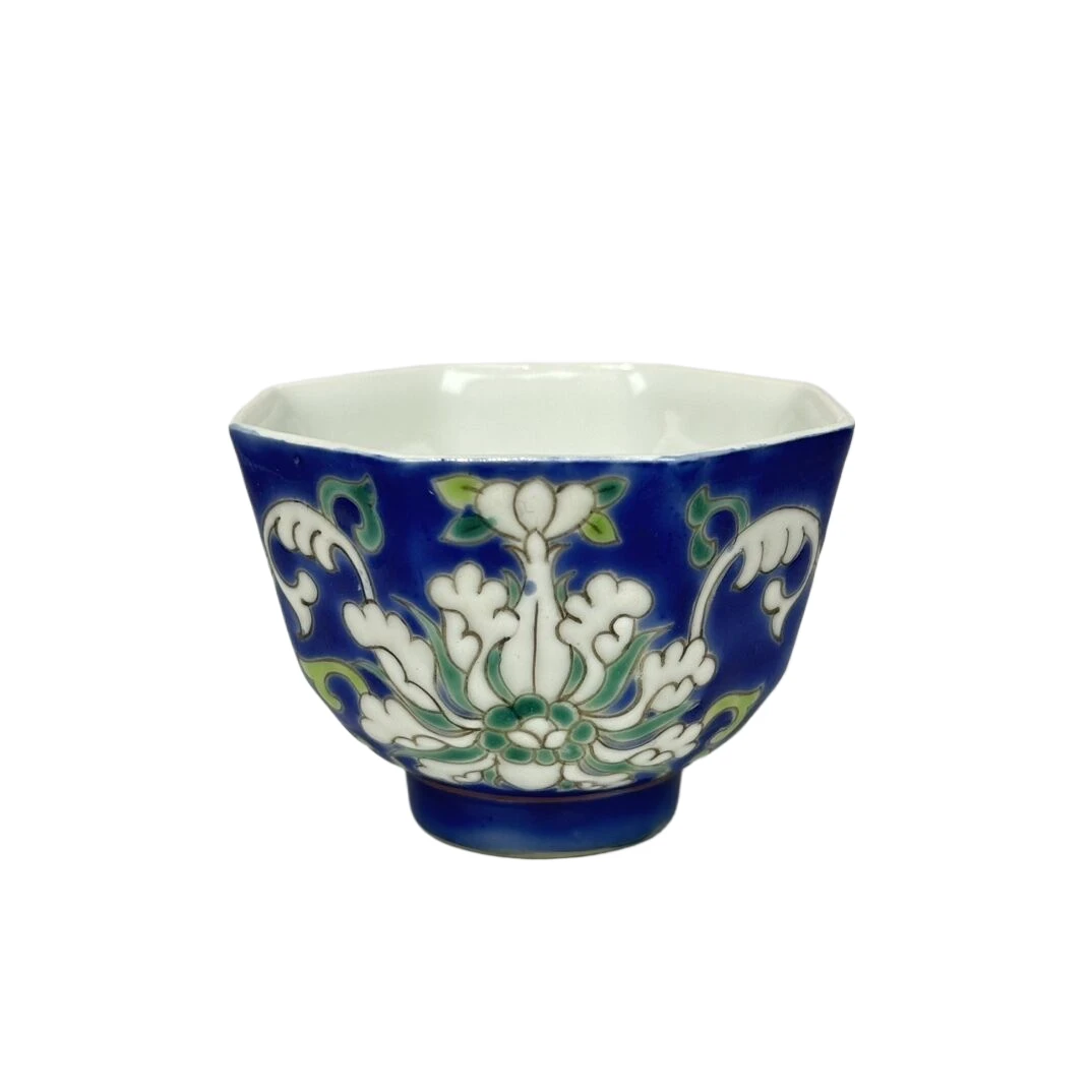 蓝釉花卉纹八方杯6284