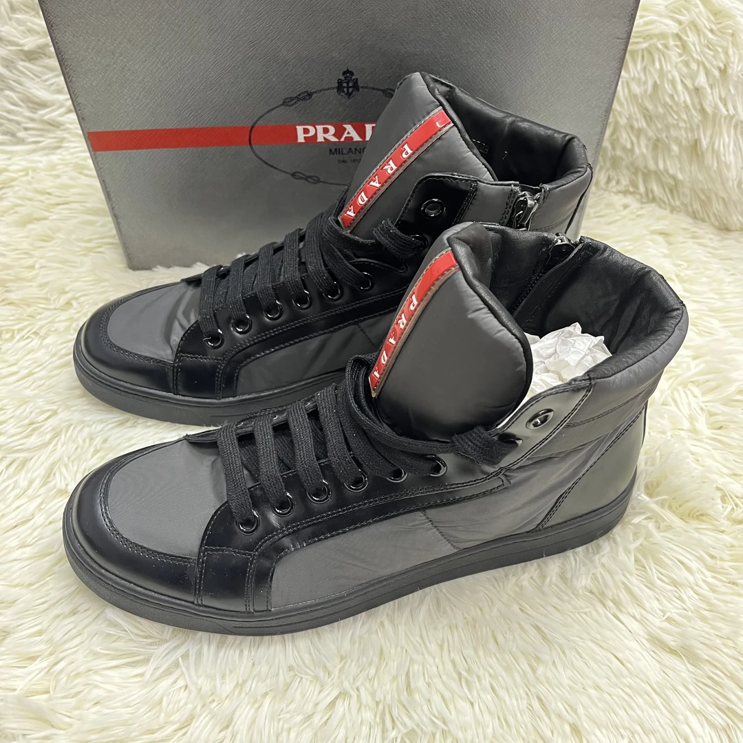 99新 Prada/普拉达 经典高帮尼龙拉链时尚休闲板鞋