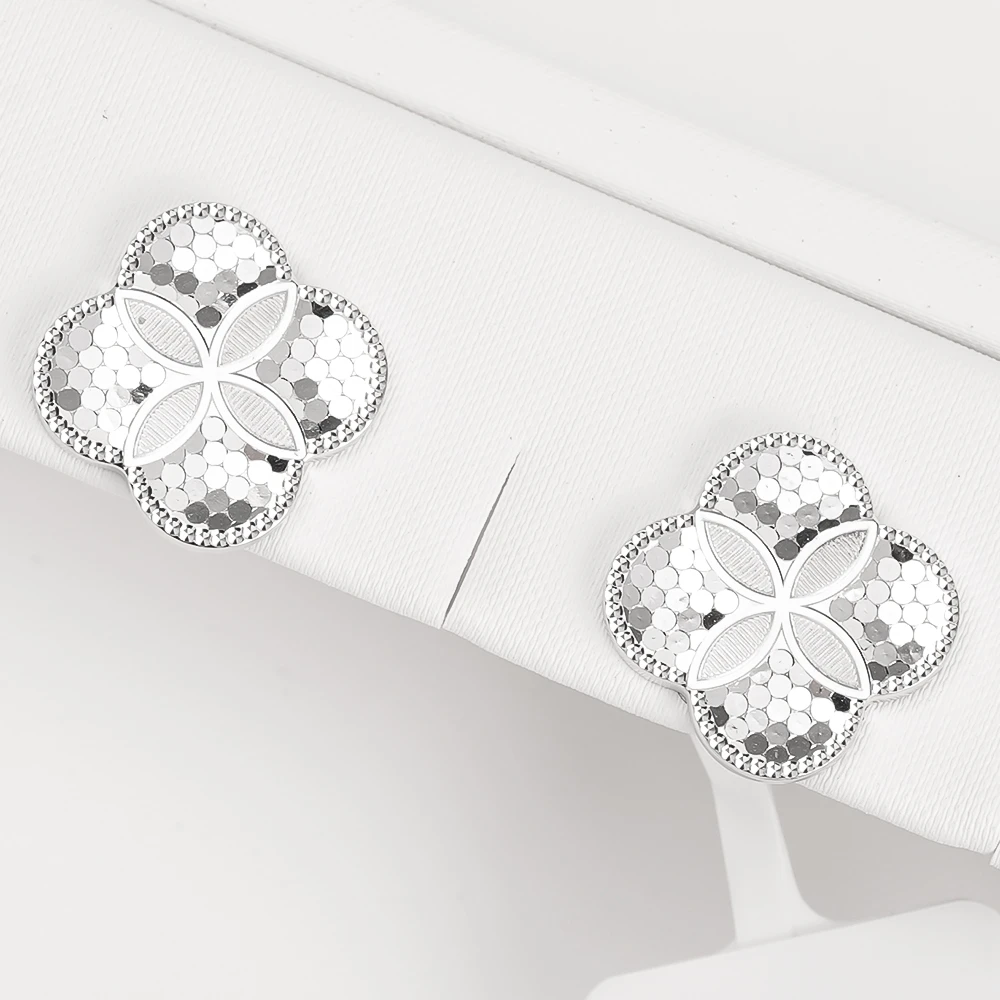 pt990铂金 四叶草款镭射款亮面时尚气质耳钉XE01109