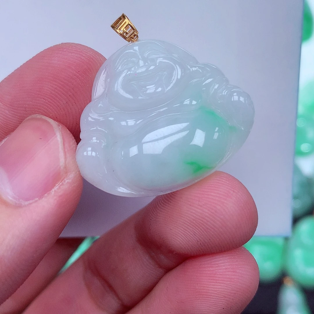 翡翠颈饰18K金镶嵌翡翠