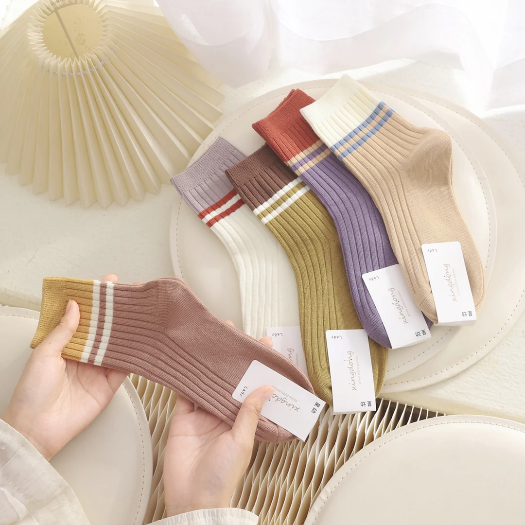 袜子女秋冬中筒袜 小清新女士条纹拼色ins吸汗透气防臭学生高筒袜