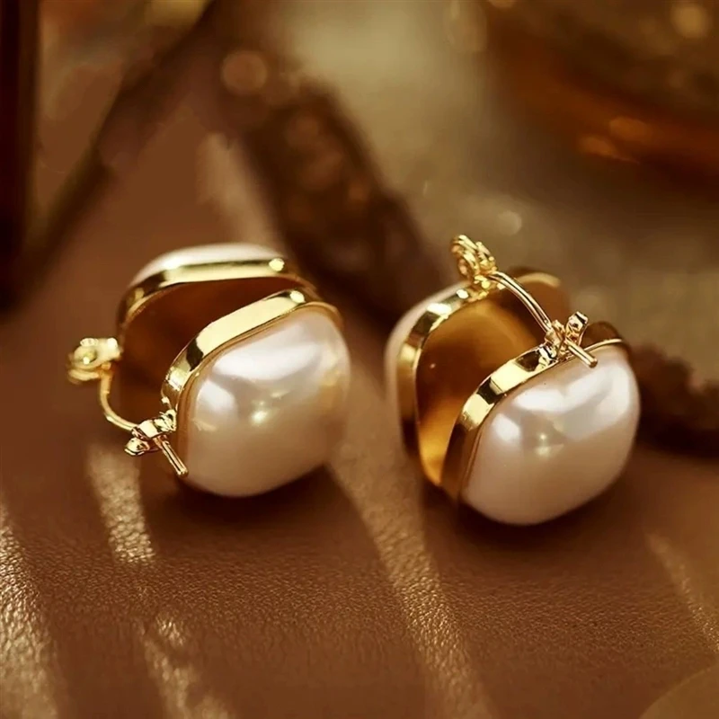 铜合金仿珍珠耳饰 【D10】时尚气质百搭珠珠简约小众设计感耳环