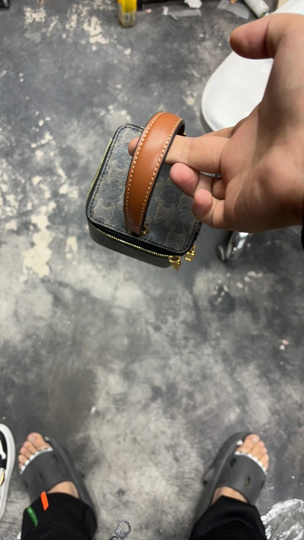 yuan单双十一预热礼遇1955盒子单肩包166