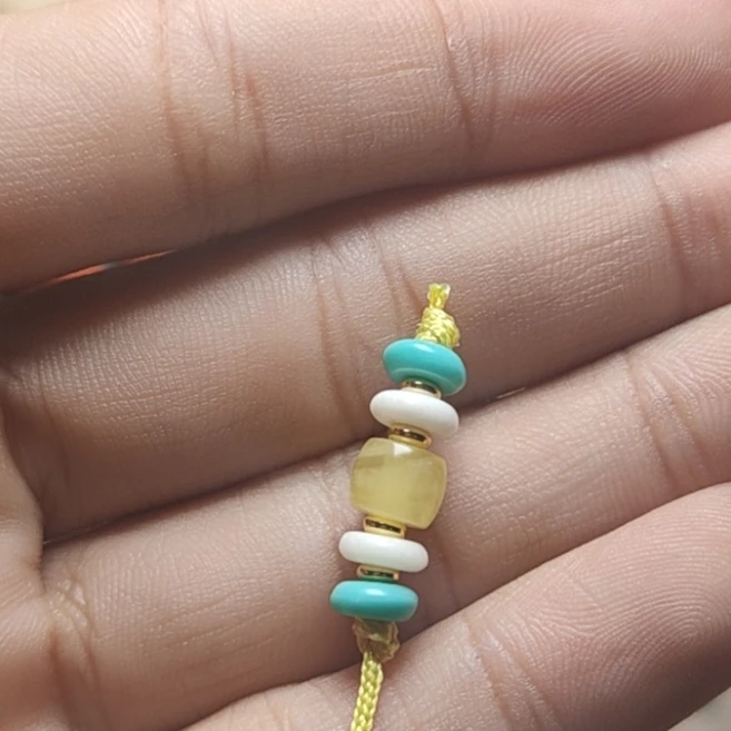 6+蜜蜡直切套(多样性发货)