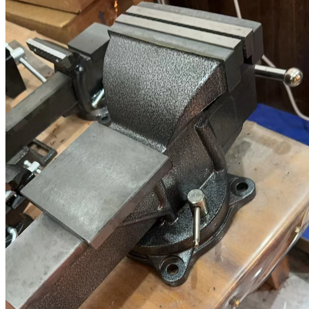 6寸重型台虎钳工业级多功能桌虎钳家用钳子平口钳工作台夹具6寸