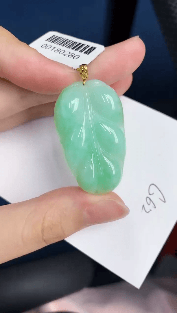 【闪购商品】翡翠颈饰18K金镶嵌000000000