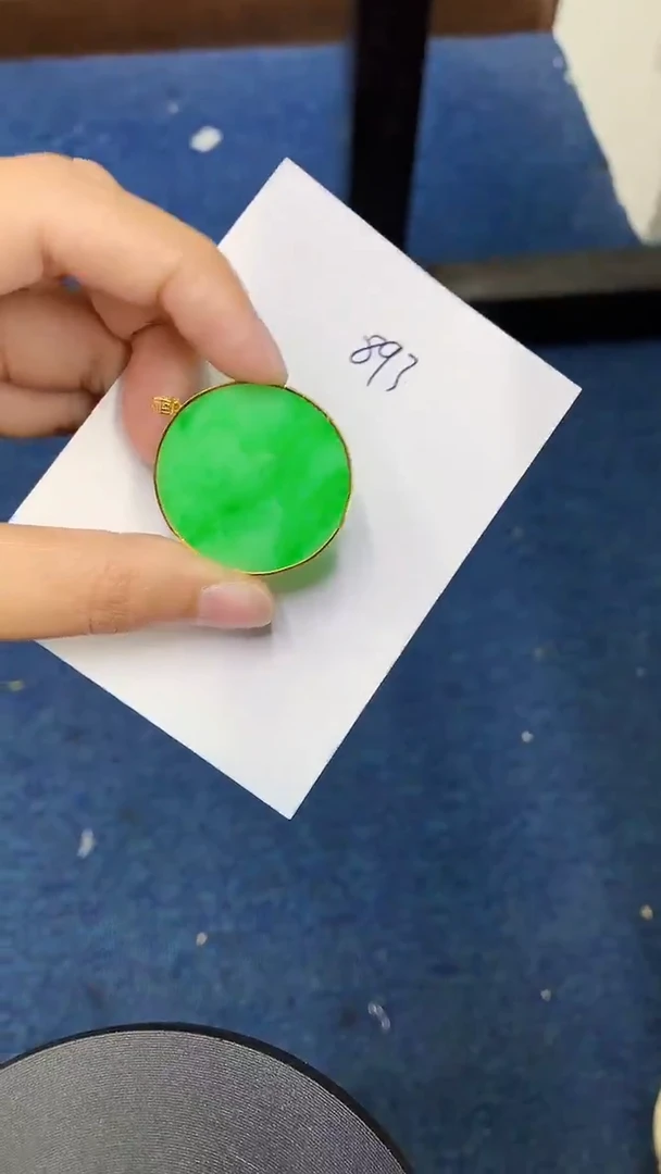 【闪购商品】翡翠颈饰18K金镶嵌0000000000