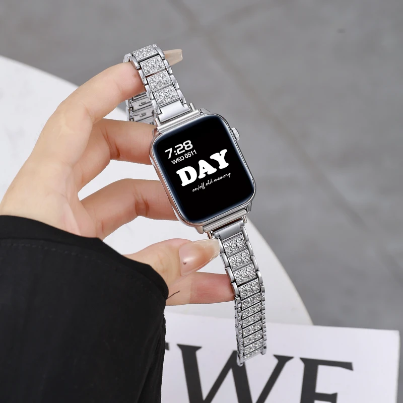 多功能智能手表女新款运动打电话腕表气质满天星钢带轻奢时尚2024