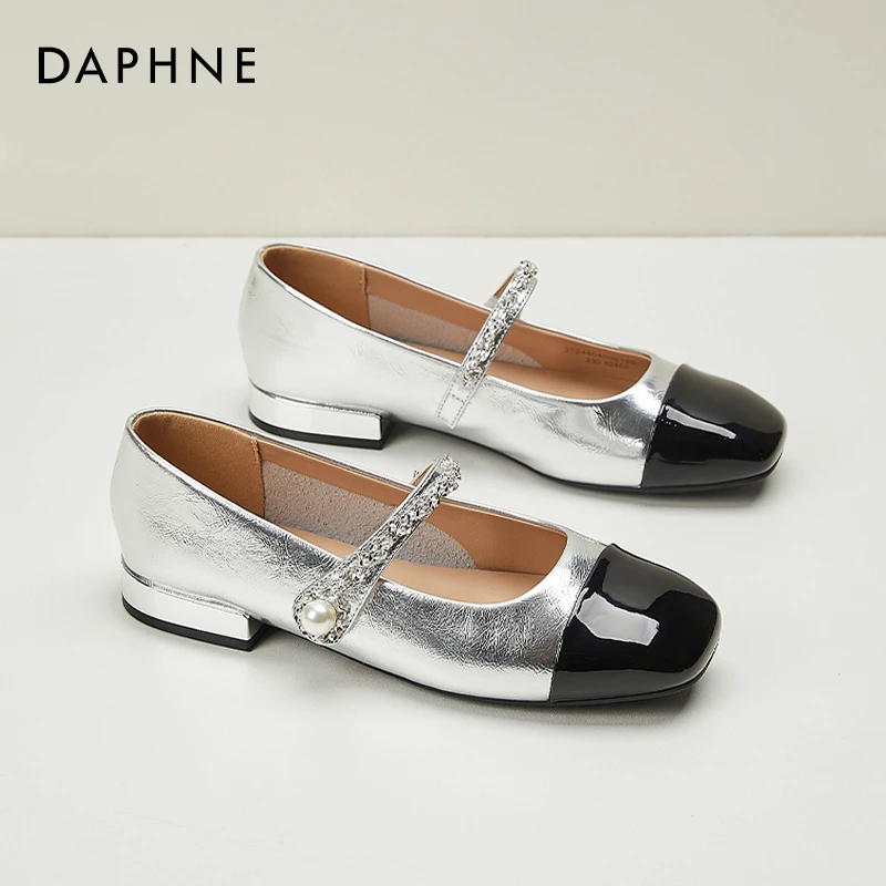 达芙妮银色单鞋浅口气质百搭平底跟鞋秋季新款法式方头玛丽珍女鞋