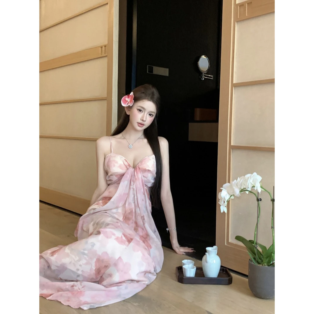 重工设计感碎花雪纺连衣裙夏季气质高级感收腰抹胸吊带长裙2025年