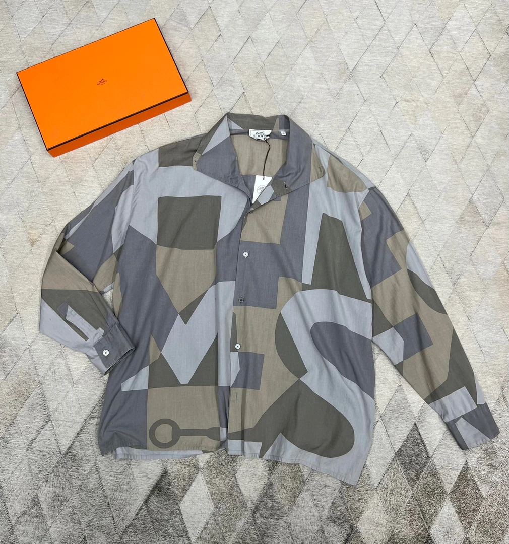 全新未使用 Hermes/爱马仕 129226 爱马仕男士混纺衬衫休闲宽松版