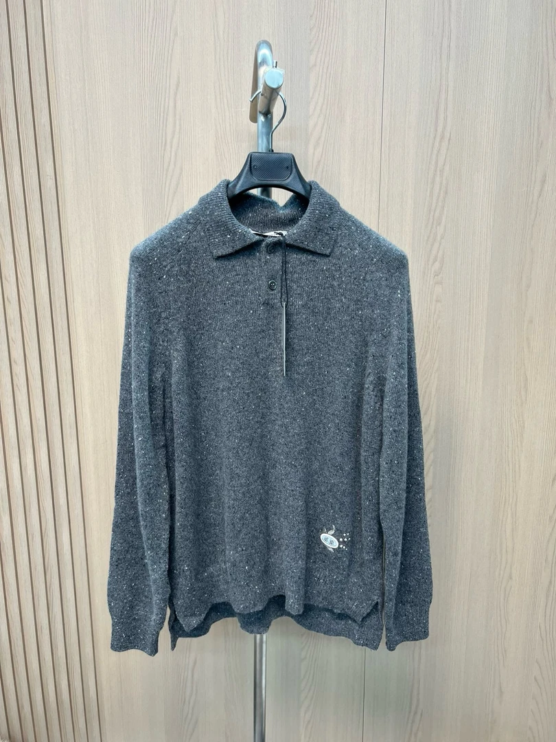 全新未使用 DIOR/迪奥 125948 翻领山羊绒毛衣