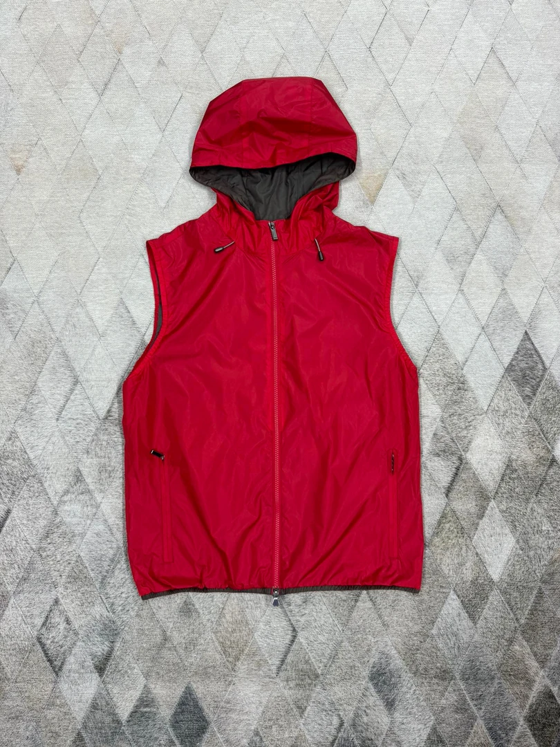 全新未使用 ErmenegildoZegna 129555 杰尼亚男士经典款红色马甲