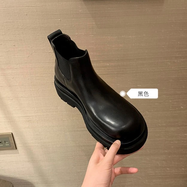 大叔女鞋家2024年秋冬季马丁靴厚底软皮圆头百搭切尔西短筒靴子女