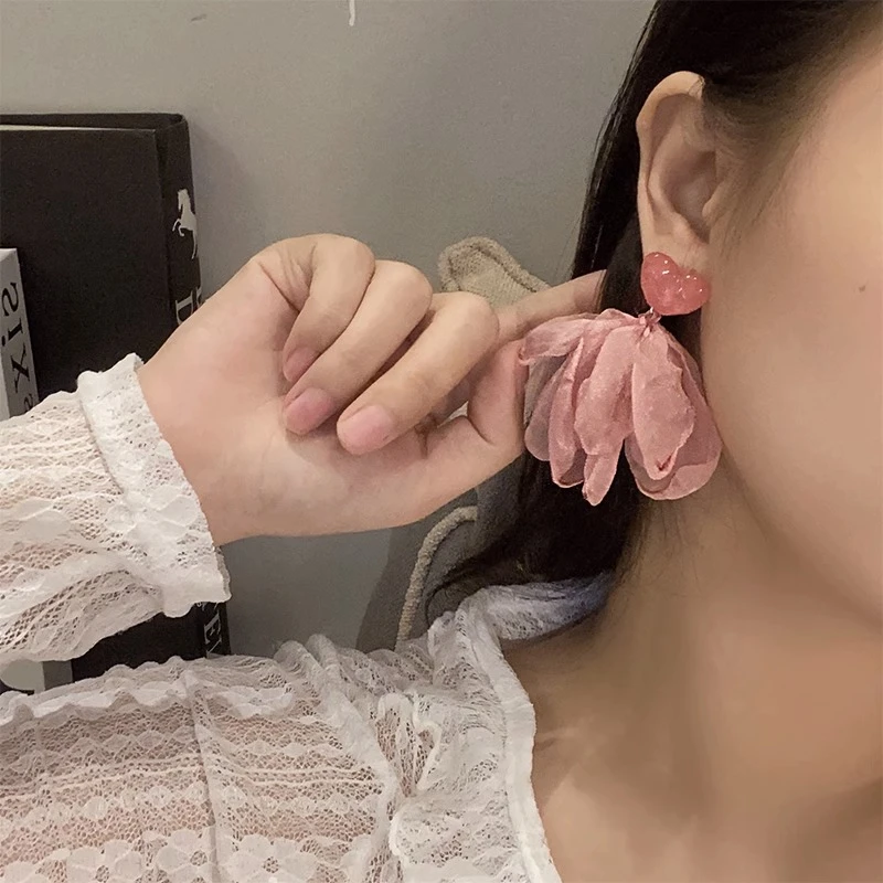 花迹 非金属布艺耳饰 粉色爱心耳环女款小众设计感甜美少女心耳钉