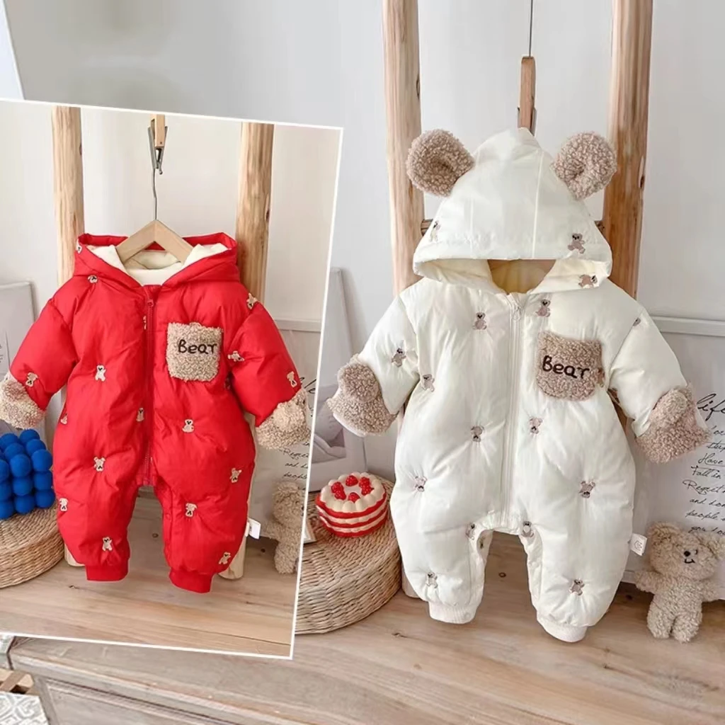 【咪】新款宝宝冬款男女宝加绒加棉满印刺绣小熊造型连体哈衣外出服