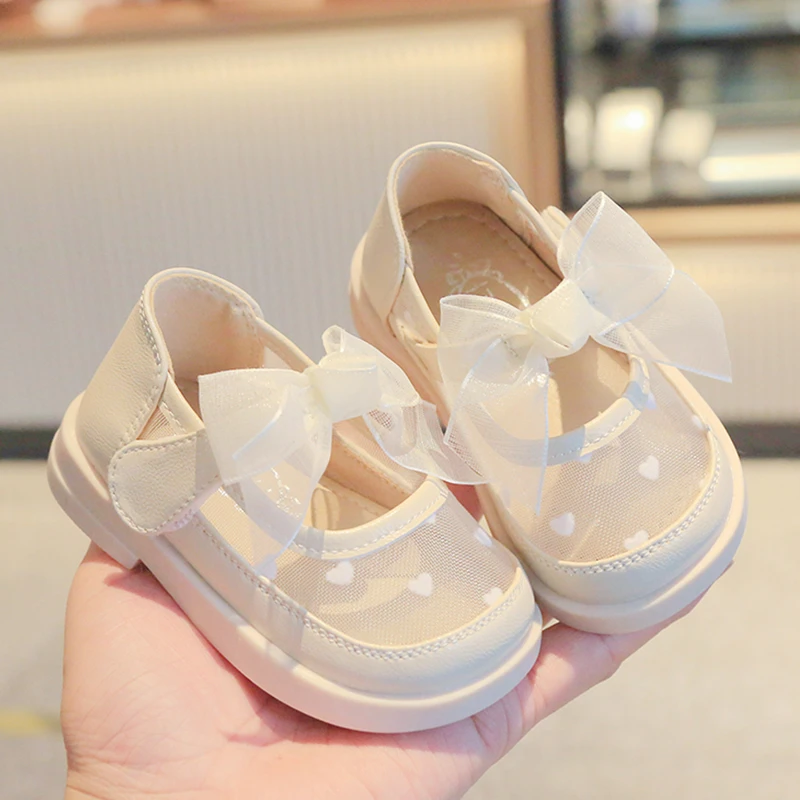 婴幼儿凉鞋宝宝包头软底防滑学步鞋夏季2024新款公主裙单鞋小皮鞋