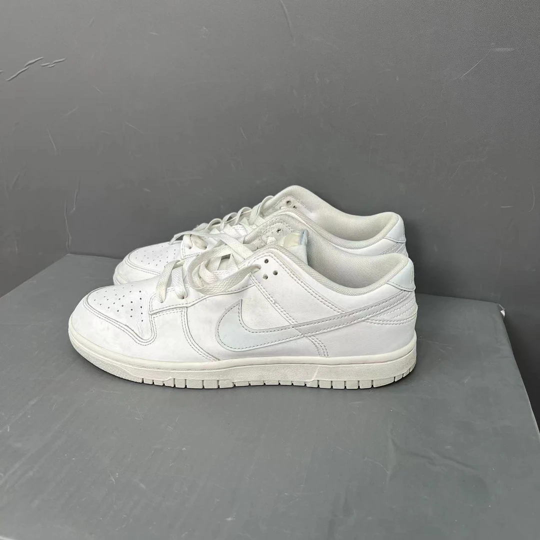 dunk 低帮 板鞋 白 42码