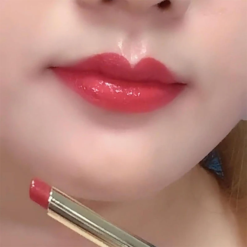 主播推荐山楂色口红黄皮肤不掉色不沾杯不脱色豆沙色定妆神器粗管
