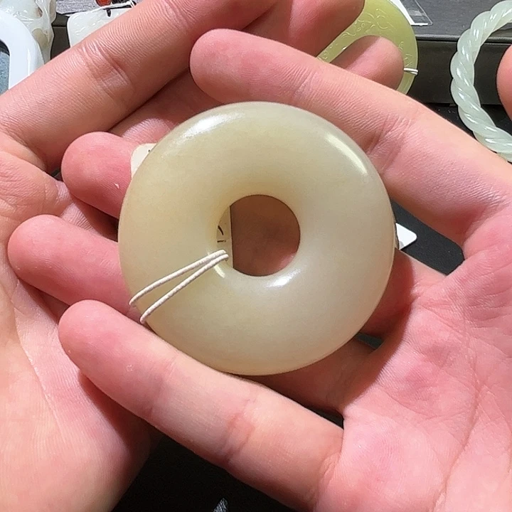 和田玉挂件未镶嵌周*