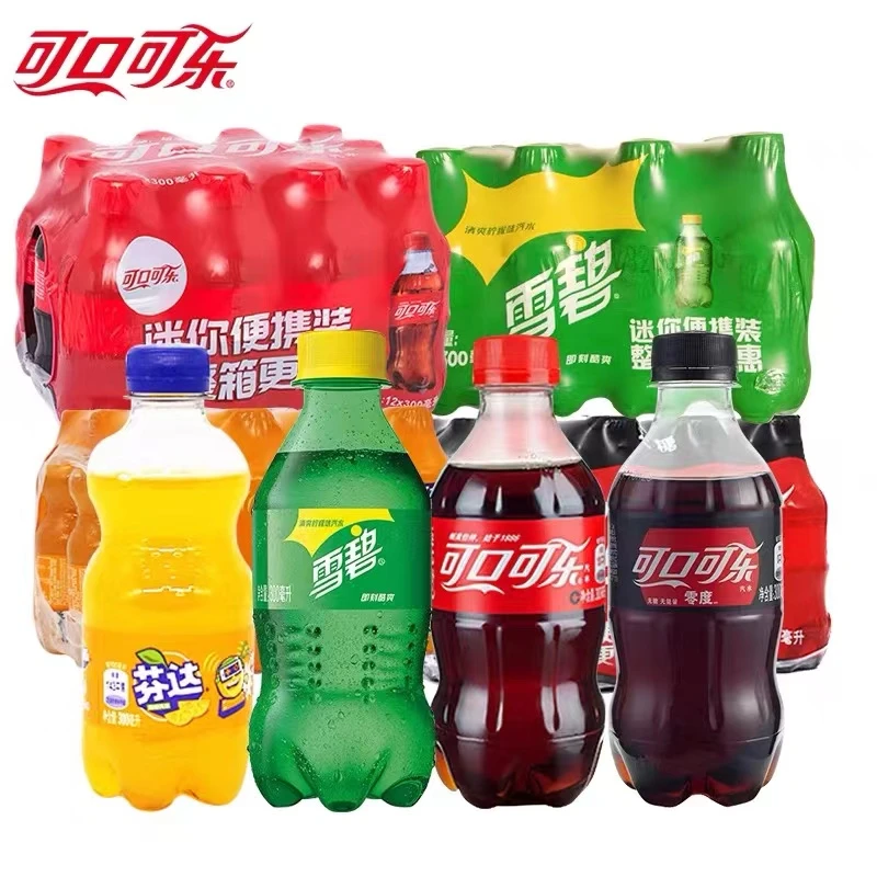 可口可乐/雪碧/芬达/桃汁/果粒橙碳酸饮料迷你300ml瓶经典汽水