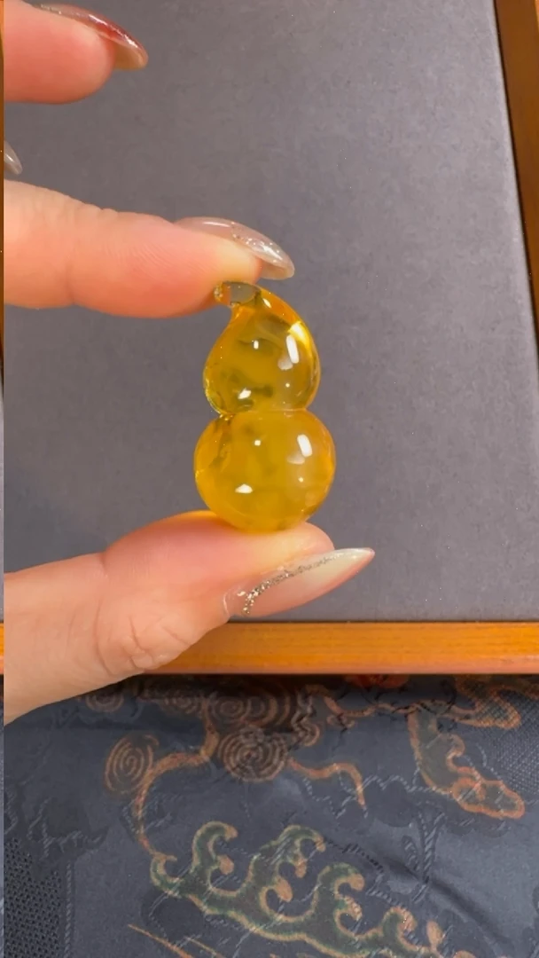 【闪购商品】蜜蜡颈饰未镶嵌金角密葫芦4.6