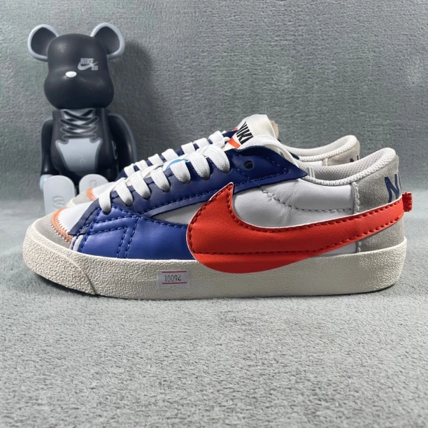 二手41码 Nike Blazer 板鞋 蓝白 面污渍 无盒 公价799