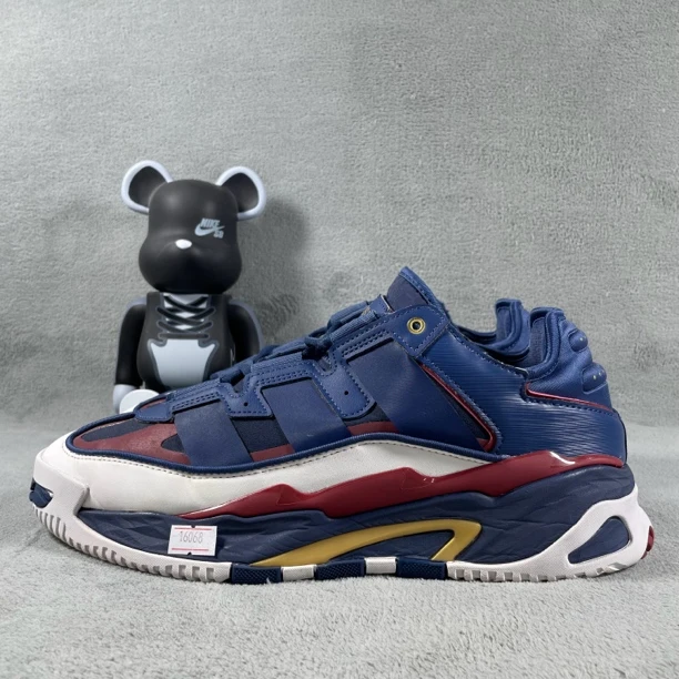 二手43码 adidas Originals 跑鞋 海蓝 绳磨毛溢胶磨损裂纹 无盒