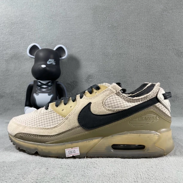 二手44码 Nike Air Max 90 Terrascape 跑鞋 黑 裂纹 无盒公价929