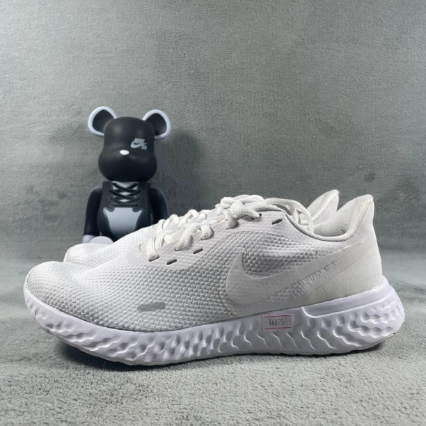 二手42码 Nike Revolution 5跑鞋 白 帮污渍起球剐蹭溢胶 公价489