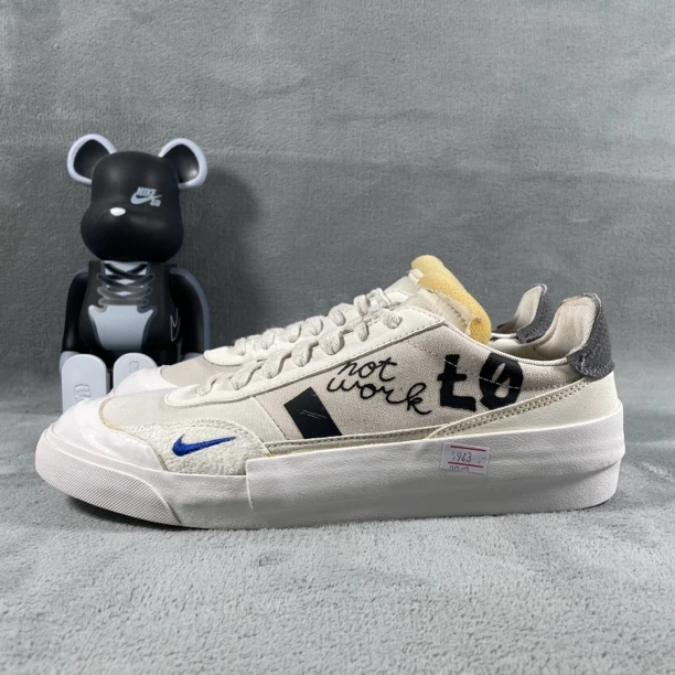 二手43码 Nike Drop Type 解构休闲鞋 灰 溢胶绳污渍 无盒公价459