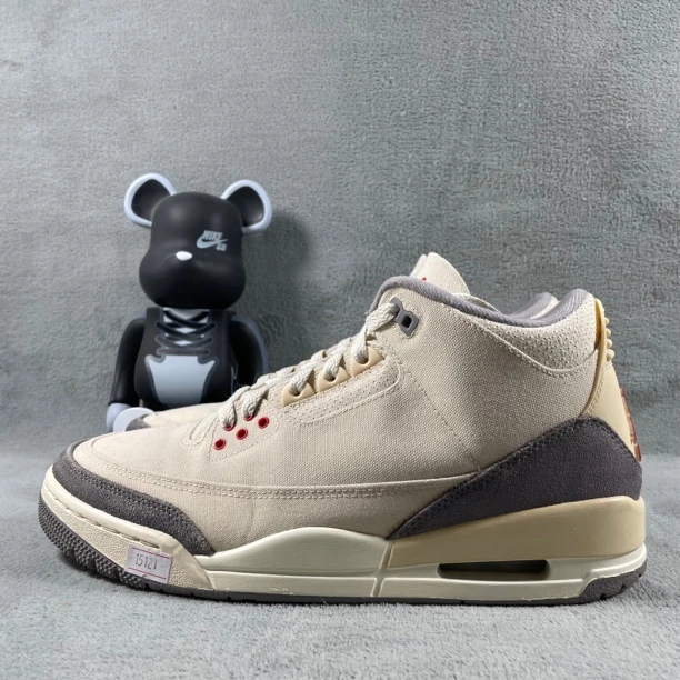 二手42.5码 Air Jordan 3 休闲鞋 米 面污渍 无盒公价1399