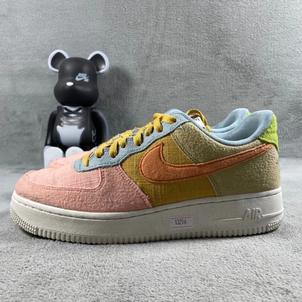 二手40.5码 Nike Air Force 1 空军一号 板鞋 粉 面污渍 公价599
