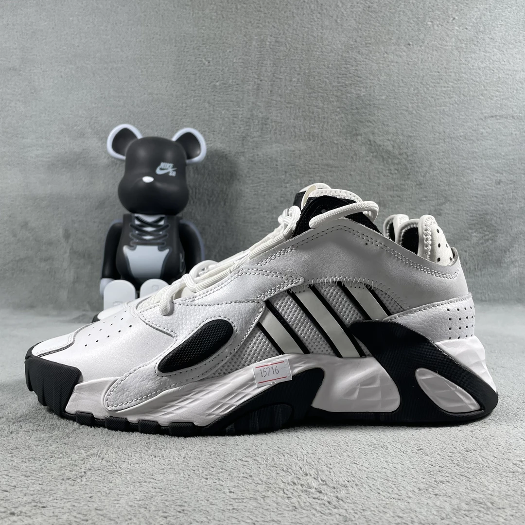 二手42码 adidas Originals 篮球鞋 白色 裂纹污渍鞋舌破 公价479