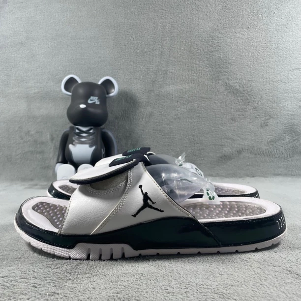 二手44码 Air Jordan Hydro 11 拖鞋 白色 底污渍 无盒公价1689