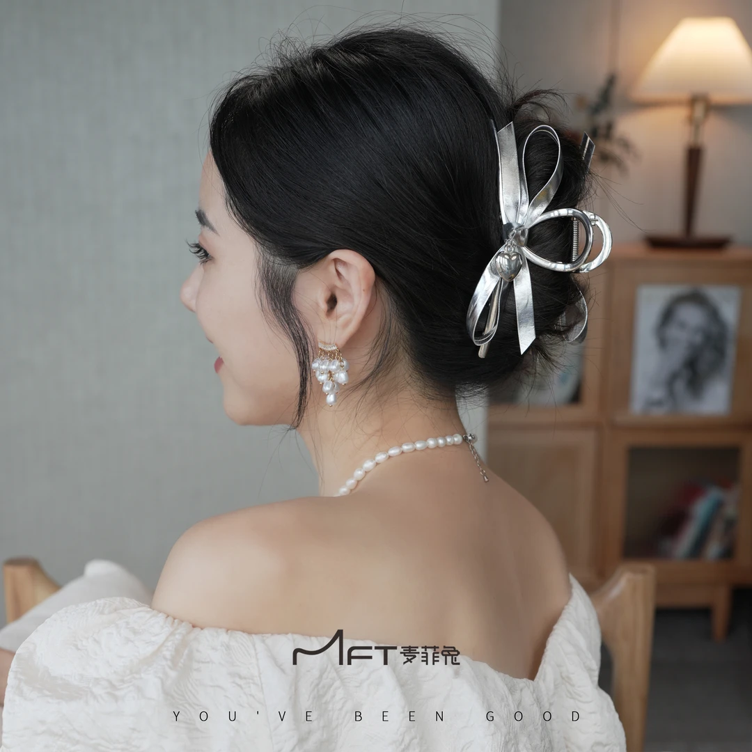 合金发饰 【银河抓夹】银色ins金属风蝴蝶结鲨鱼夹简约百搭发饰