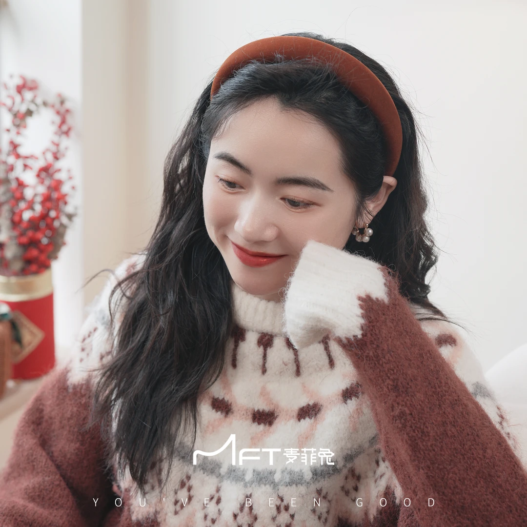 旺角发箍复古港风秋冬氛围发箍高颅顶时尚发饰23121719B