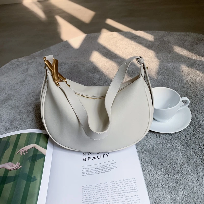 【希希CC】2025新款法式牛皮法棍包小众设计高级感腋下单肩包包