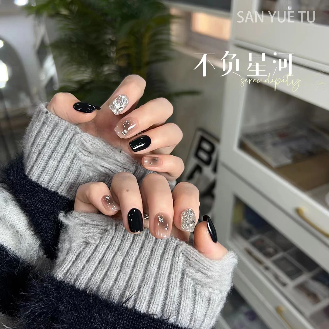 不负星河-三月兔手工穿戴式温柔指甲贴ins贴钻穿戴甲渐变简约